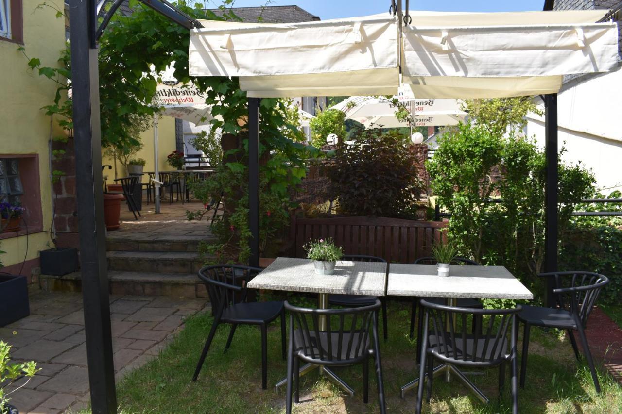 Landgasthof Zur Sonne Enkirch Buitenkant foto