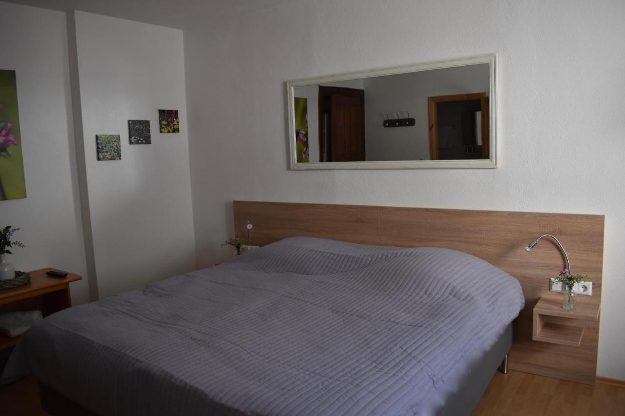 Landgasthof Zur Sonne Enkirch Buitenkant foto