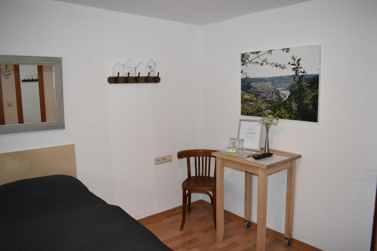 Landgasthof Zur Sonne Enkirch Buitenkant foto